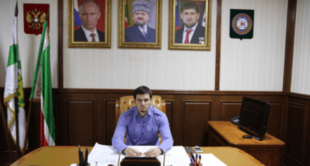 Khas-Magomed Kadyrov. Photo from the website of the Mayoralty of the city of Argun https://newargun.ru/%d0%bc%d1%8d%d1%80/ Khas-Magomed Kadyrov. Photo from the website of the Mayoralty of the city of Argun https://newargun.ru/%d0%bc%d1%8d%d1%80/
