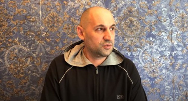 Anzor Umarov. Screenshot from YouTube Channel 'ANZOR TSCHARTO BECK MARTIN': https://www.youtube.com/watch?v=A7YTN6Ass0w Anzor Umarov. Screenshot from YouTube Channel 'ANZOR TSCHARTO BECK MARTIN': https://www.youtube.com/watch?v=A7YTN6Ass0w