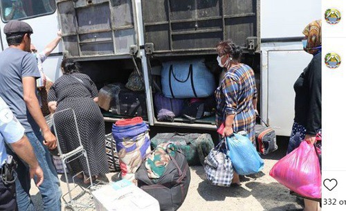Azerbaijanis are leaving for their homeland from a camp in Kullar. Screenshot of derbentskiyrayon's Instagram page: https://www.instagram.com/p/CBfxh8SjTo8/ Azerbaijanis are leaving for their homeland from a camp in Kullar. Screenshot of derbentskiyrayon's Instagram page: https://www.instagram.com/p/CBfxh8SjTo8/