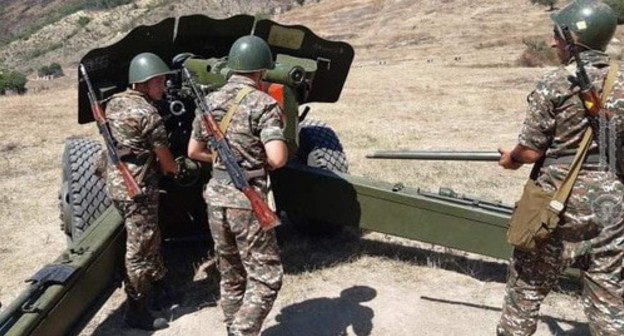 Soldiers of the Armenian army. Photo by the press service of the Ministry of Defence of Armenia http://mil.am/hy/news/8081 Soldiers of the Armenian army. Photo by the press service of the Ministry of Defence of Armenia http://mil.am/hy/news/8081
