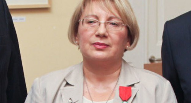 Leyla Yunus with the French Legion of Honor. Photo by Aziz Karimov for the "Caucasian Knot" Leyla Yunus with the French Legion of Honor. Photo by Aziz Karimov for the "Caucasian Knot"