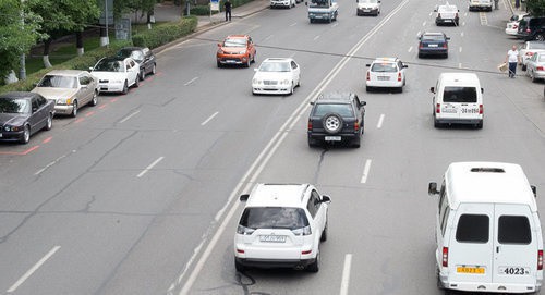 Traffic. Photo © Sputnik/ Asatur Yesayants https://ru.armeniasputnik.am/columnists/20170605/7536721/kgb-kak-obshchenacionalnaya-ideya-na-armyanskih-dorogah.html Traffic. Photo © Sputnik/ Asatur Yesayants https://ru.armeniasputnik.am/columnists/20170605/7536721/kgb-kak-obshchenacionalnaya-ideya-na-armyanskih-dorogah.html