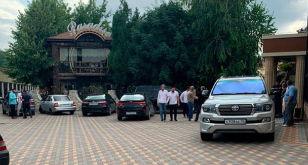 Wedding cortege in Chechnya. Photo by the Caucasian Knot correspondent Wedding cortege in Chechnya. Photo by the Caucasian Knot correspondent