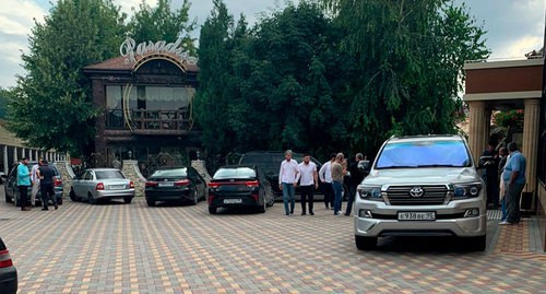 Wedding cortege in Chechnya. Photo by the Caucasian Knot correspondent Wedding cortege in Chechnya. Photo by the Caucasian Knot correspondent