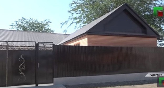 A new house presented by the Chechen authorities to the family of Madina Umaeva's husband. Screenshot from video posted by ChGTRK 'Grozny': https://www.youtube.com/watch?v=QEJ3iPtc7es&feature=emb_title A new house presented by the Chechen authorities to the family of Madina Umaeva's husband. Screenshot from video posted by ChGTRK 'Grozny': https://www.youtube.com/watch?v=QEJ3iPtc7es&feature=emb_title