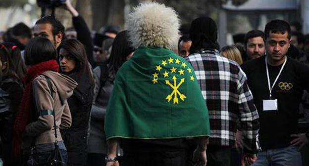 Circassian flag. Photo: REUTERS/Muhammad Hamed Circassian flag. Photo: REUTERS/Muhammad Hamed