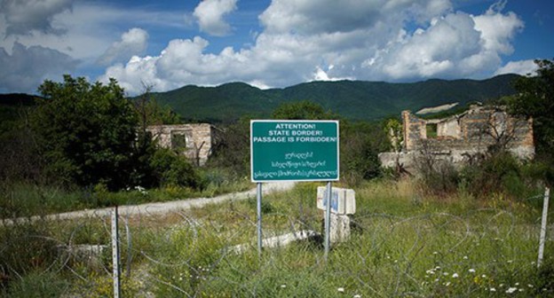 The border between Georgia and South Ossetia. Photo REUTERS/David Mdzinarishvili The border between Georgia and South Ossetia. Photo REUTERS/David Mdzinarishvili