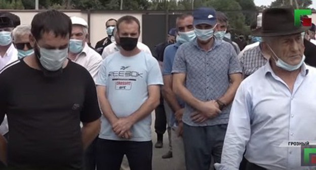Public rebukes of Chechens. Screenshot from a video posted by ChGTRK 'Grozny': https://www.youtube.com/watch?v=DCtK88gUkvI&feature=youtu.be Public rebukes of Chechens. Screenshot from a video posted by ChGTRK 'Grozny': https://www.youtube.com/watch?v=DCtK88gUkvI&feature=youtu.be