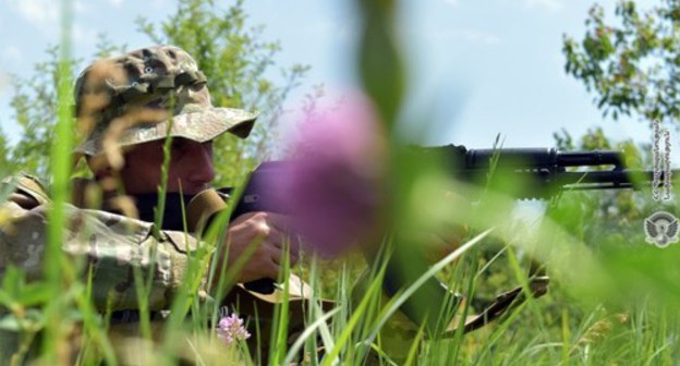 Soldiers of the Armenian army. Photo by the press service of the Armenian Ministry of Defence http://mil.am/hy/news/8213 Soldiers of the Armenian army. Photo by the press service of the Armenian Ministry of Defence http://mil.am/hy/news/8213
