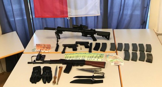 Firearms seized from the participants of the "Moral Guardians" grouping. Photo from the Austrian police website, https://www.polizei.gv.at/wien/start.aspx?nwid=6A65665342454C6D6642343D&ctrl=3734335266674D385951343D&nwo=0 Firearms seized from the participants of the "Moral Guardians" grouping. Photo from the Austrian police website, https://www.polizei.gv.at/wien/start.aspx?nwid=6A65665342454C6D6642343D&ctrl=3734335266674D385951343D&nwo=0