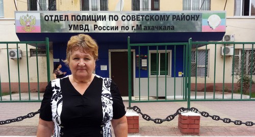 Shaganaz Rabadanova at the Soviet District Interior Division in Makhachkala, August 21, 2020. Photo by Rasul Magomedov for the Caucasian Knot Shaganaz Rabadanova at the Soviet District Interior Division in Makhachkala, August 21, 2020. Photo by Rasul Magomedov for the Caucasian Knot