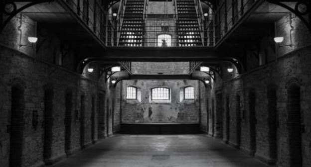 A prison hallway. Photo: Tracy Lundgren from Pixabay, https://pixabay.com/photos/prison-jail-dark-creepy-lockup-1331203/ A prison hallway. Photo: Tracy Lundgren from Pixabay, https://pixabay.com/photos/prison-jail-dark-creepy-lockup-1331203/