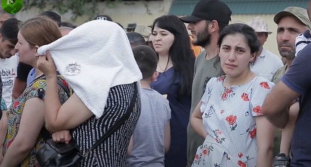 Women staying in a camp near Kullar. Screenshot from video posted by the Caucasian Knot at: https://www.youtube.com/watch?v=11hN-YEmPIg&t=109s Women staying in a camp near Kullar. Screenshot from video posted by the Caucasian Knot at: https://www.youtube.com/watch?v=11hN-YEmPIg&t=109s