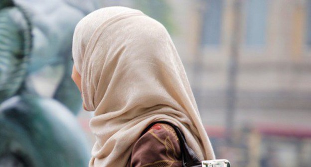 A young woman in hijab. Photo: pxhere.com A young woman in hijab. Photo: pxhere.com
