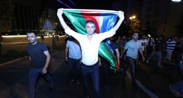 An unauthorized march in support of the Azerbaijani Army, Baku, July 14, 2020. Photo by Aziz Karimov for the Caucasian Knot An unauthorized march in support of the Azerbaijani Army, Baku, July 14, 2020. Photo by Aziz Karimov for the Caucasian Knot
