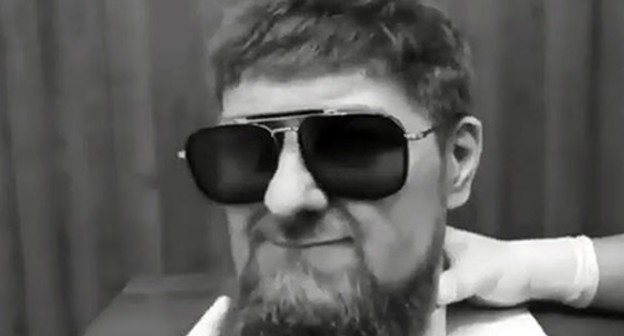 Mask simulating the Ramzan Kadyrov's faceScreenshot: https://www.youtube.com/watch?v=-b_hhDCCWIc&feature=emb_logo Mask simulating the Ramzan Kadyrov's faceScreenshot: https://www.youtube.com/watch?v=-b_hhDCCWIc&feature=emb_logo