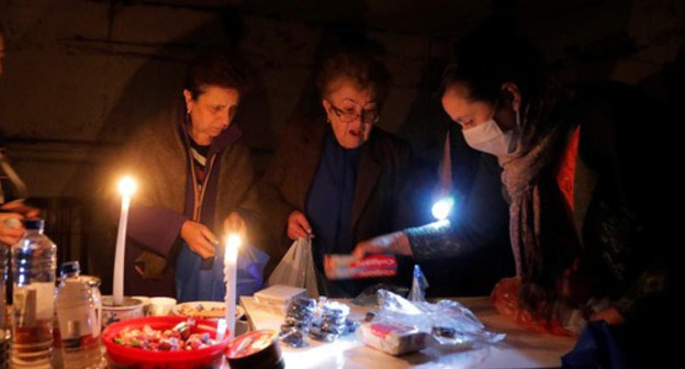 Residents of Stepanakert spend nights in basements of their houses, equipped as shelters. October 7, 2020. Photo: REUTERS/Stringer Residents of Stepanakert spend nights in basements of their houses, equipped as shelters. October 7, 2020. Photo: REUTERS/Stringer