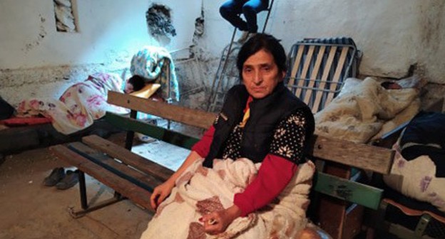 A resident of Stepanakert in a shelter. Photo by Alvard Grigoryan for the Caucasian Knot A resident of Stepanakert in a shelter. Photo by Alvard Grigoryan for the Caucasian Knot