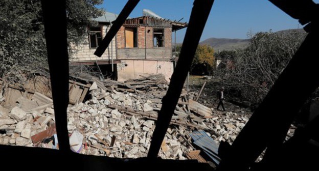 View from the window of a house damaged as a result of a shelling attack on Martuni, October 14, 2020. Photo: REUTERS/Stringer View from the window of a house damaged as a result of a shelling attack on Martuni, October 14, 2020. Photo: REUTERS/Stringer