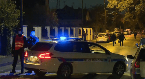French police at the scene of the murder of Samuel Paty, a teacher. Screenshot of the video by FRANCE 24 https://youtu.be/z6OAvxLdDYo French police at the scene of the murder of Samuel Paty, a teacher. Screenshot of the video by FRANCE 24 https://youtu.be/z6OAvxLdDYo