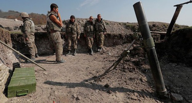 On the line of contact with Nagorno-Karabakh. Nagorno-Karabakh, October 20, 2020. Photo: REUTERS/Stringer On the line of contact with Nagorno-Karabakh. Nagorno-Karabakh, October 20, 2020. Photo: REUTERS/Stringer