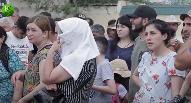 Tenants of a temporary camp in Kullar. Screenshot for the Caucasian Knot video: https://www.youtube.com/watch?time_continue=110&v=11hN-YEmPIg&feature=emb_logo Tenants of a temporary camp in Kullar. Screenshot for the Caucasian Knot video: https://www.youtube.com/watch?time_continue=110&v=11hN-YEmPIg&feature=emb_logo