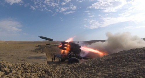Military vehicles of the Azerbaijani Army. Photo: press service of the Ministry of Defence of Azerbaijan, https://mod.gov.az/az/news/azerbaycan-turkiye-birge-telimlerinde-yuksek-seviyyeli-musahideci-gunu-kecirilib-video-31847.html Military vehicles of the Azerbaijani Army. Photo: press service of the Ministry of Defence of Azerbaijan, https://mod.gov.az/az/news/azerbaycan-turkiye-birge-telimlerinde-yuksek-seviyyeli-musahideci-gunu-kecirilib-video-31847.html