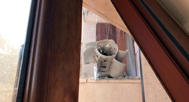 Rocket hits a house in Stepanakert. Photo by Alvard Grigoryan for the Caucasian Knot Rocket hits a house in Stepanakert. Photo by Alvard Grigoryan for the Caucasian Knot