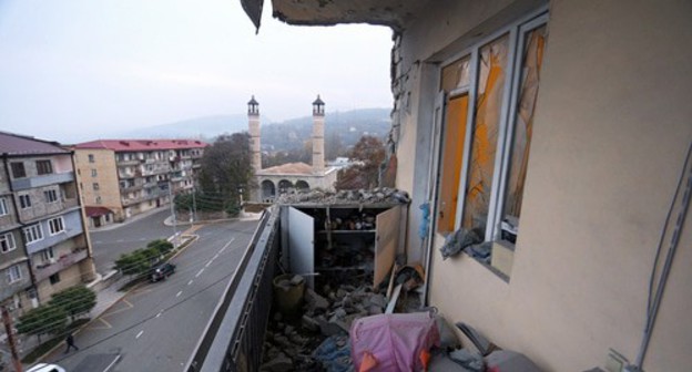 A view from the balcony of a damaged building after the recent shelling attack on the city of Shushi (Shusha), November 3, 2020. Photo: Vagram Bagdasaryan/Photolure via REUTERS A view from the balcony of a damaged building after the recent shelling attack on the city of Shushi (Shusha), November 3, 2020. Photo: Vagram Bagdasaryan/Photolure via REUTERS