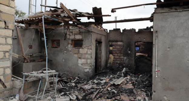 Destroyed house in the Karabakh conflict zone, October 5, 2020. Photo by Aziz Karimov for the Caucasian Knot Destroyed house in the Karabakh conflict zone, October 5, 2020. Photo by Aziz Karimov for the Caucasian Knot