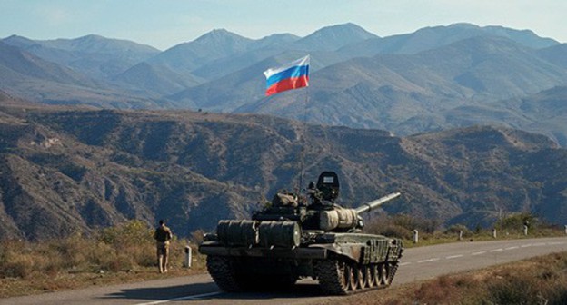 Russian peacekeepers at the Armenian border, November 10, 2020. Photo: REUTERS/Francesco Brembati Russian peacekeepers at the Armenian border, November 10, 2020. Photo: REUTERS/Francesco Brembati