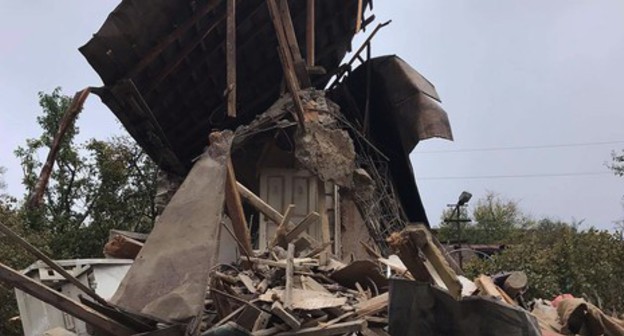 A house destroyed in an explosion, November 6, 2020. Photo by Alvard Grigoryan for the Caucasian Knot A house destroyed in an explosion, November 6, 2020. Photo by Alvard Grigoryan for the Caucasian Knot