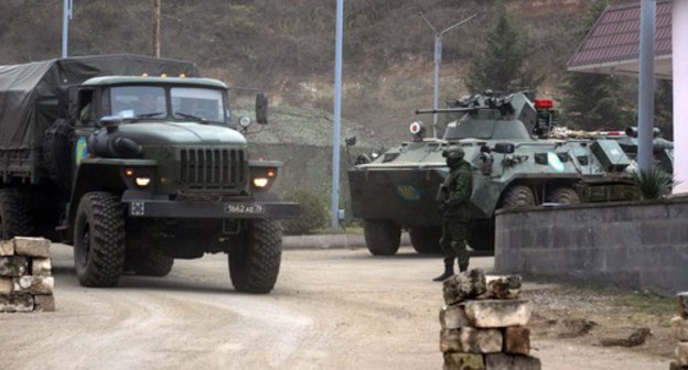 Russian peacekeepers in Stepanakert, November 15, 2020. Photo by Armine Martirosyan for the "Caucasian Knot" Russian peacekeepers in Stepanakert, November 15, 2020. Photo by Armine Martirosyan for the "Caucasian Knot"