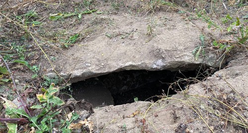 Plundered burials in the vicinity of the village of Atazhukino. Photo by Victor Kotlyarov, https://www.facebook.com/photo.php?fbid=2791808004400975&set=pcb.2791808757734233&type=3&theater Plundered burials in the vicinity of the village of Atazhukino. Photo by Victor Kotlyarov, https://www.facebook.com/photo.php?fbid=2791808004400975&set=pcb.2791808757734233&type=3&theater