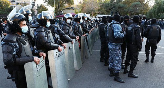 The police at a rally. Yerevan, November 12, 2020. Photo: Stepan Poghosyan/Photolure via REUTERS The police at a rally. Yerevan, November 12, 2020. Photo: Stepan Poghosyan/Photolure via REUTERS