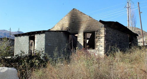Burned-out house in Karvachar, November 16, 2020. Photo by Armine Martirosyan for the Caucasian Knot Burned-out house in Karvachar, November 16, 2020. Photo by Armine Martirosyan for the Caucasian Knot