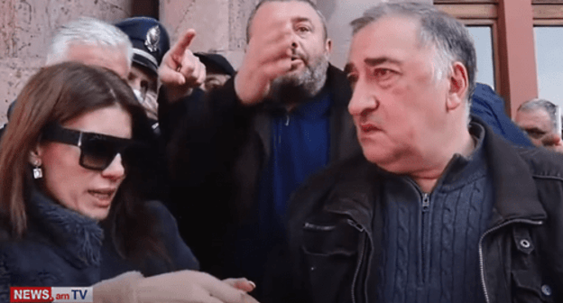 Parents of Armenian soldiers at a protest action in Yerevan. Screenshot of the video by the NEWS AM channel, www.youtube.com/watch?v=NBBcvWjIZi4&feature=emb_logo Parents of Armenian soldiers at a protest action in Yerevan. Screenshot of the video by the NEWS AM channel, www.youtube.com/watch?v=NBBcvWjIZi4&feature=emb_logo
