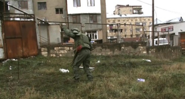 Mine clearing in the streets of Stepanakert, December 2, 2020. Photo by the press service of the Russian Ministry of Defence http://mil.ru/russian_peacekeeping_forces/news/more.htm?id=12327996@egNews Mine clearing in the streets of Stepanakert, December 2, 2020. Photo by the press service of the Russian Ministry of Defence http://mil.ru/russian_peacekeeping_forces/news/more.htm?id=12327996@egNews