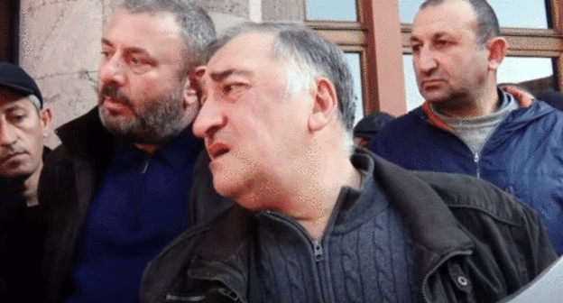 Armenian soldiers' parents at a protest action in Yerevan. Screenshot of the video by the NEWS AM channel, www.youtube.com/watch?v=NBBcvWjIZi4&feature=emb_logo Armenian soldiers' parents at a protest action in Yerevan. Screenshot of the video by the NEWS AM channel, www.youtube.com/watch?v=NBBcvWjIZi4&feature=emb_logo
