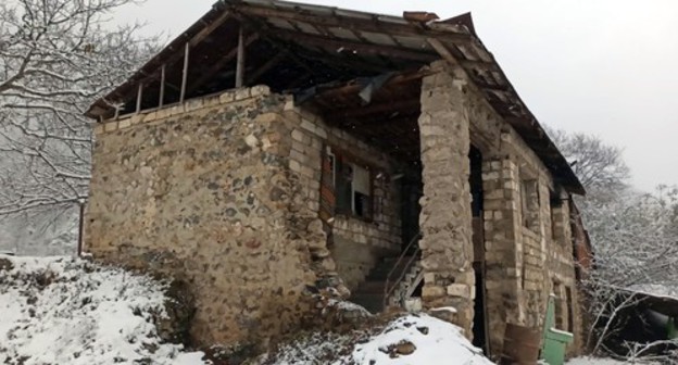 Abandoned house in the village of Tasy Verst, December 7, 2020. Photo courtesy of David Simonyan Abandoned house in the village of Tasy Verst, December 7, 2020. Photo courtesy of David Simonyan