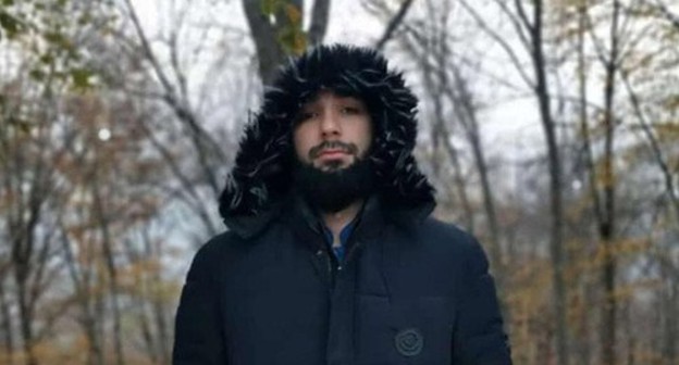 Ali Khamkhoev. Photo: FortangaOrg https://fortanga.org/2020/12/sud-ostavil-ali-hamhoeva-pod-arestom/ Ali Khamkhoev. Photo: FortangaOrg https://fortanga.org/2020/12/sud-ostavil-ali-hamhoeva-pod-arestom/