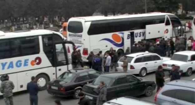 Refugees in Stepanakert. Photo: press service of the Ministry of Defence of Russia, http://mil.ru/russian_peacekeeping_forces/news/more.htm?id=12329168@egNews Refugees in Stepanakert. Photo: press service of the Ministry of Defence of Russia, http://mil.ru/russian_peacekeeping_forces/news/more.htm?id=12329168@egNews
