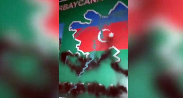 A banner with a map of Azerbaijan placed on the road from Goris to Kapan. Screenshot of the video by NEWS AM https://www.youtube.com/watch?v=m_P0RdLBAvQ&feature=emb_logo A banner with a map of Azerbaijan placed on the road from Goris to Kapan. Screenshot of the video by NEWS AM https://www.youtube.com/watch?v=m_P0RdLBAvQ&feature=emb_logo
