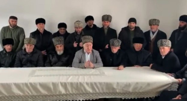 An official statement of the Timurzievs and Sultygov Ingush teips (family clans). Screenshot of the video https://www.facebook.com/ramzan.sultygov/videos/933307603740495 An official statement of the Timurzievs and Sultygov Ingush teips (family clans). Screenshot of the video https://www.facebook.com/ramzan.sultygov/videos/933307603740495
