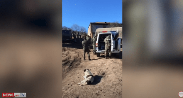 Russian peacekeepers in the village of Shurnukh, January 2, 2020. Screenshot: https://youtu.be/rOdPXz3Hoh0 Russian peacekeepers in the village of Shurnukh, January 2, 2020. Screenshot: https://youtu.be/rOdPXz3Hoh0