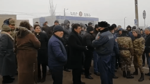 Protest action the building of the military university in Yerevan, January 8, 2021. Screenshot: https://www.youtube.com/watch?v=xJuZxKsM8Hw&feature=emb_logo Protest action the building of the military university in Yerevan, January 8, 2021. Screenshot: https://www.youtube.com/watch?v=xJuZxKsM8Hw&feature=emb_logo