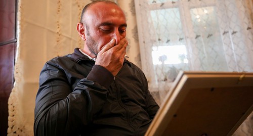 Teimur Askerov, a resident of Ganja who lost five family members, October 22, 2020. Photo by Aziz Karimov for the "Caucasian Knot" Teimur Askerov, a resident of Ganja who lost five family members, October 22, 2020. Photo by Aziz Karimov for the "Caucasian Knot"
