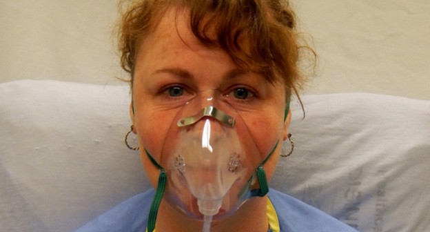 Medical oxygen mask. Photo: James Heilman, MD - https://ru.wikipedia.org/wiki/Кислородное_оборудование Medical oxygen mask. Photo: James Heilman, MD - https://ru.wikipedia.org/wiki/Кислородное_оборудование