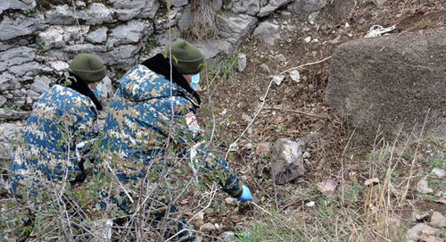 Search for remains of people. Photo: press service of the Nagorno-Karabakh Ministry for Emergencies https://www.facebook.com/RescueServiceOfTheNKR/ Search for remains of people. Photo: press service of the Nagorno-Karabakh Ministry for Emergencies https://www.facebook.com/RescueServiceOfTheNKR/