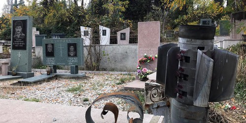 A cemetary in Stepanakert. November 6, 2020. Photo by Alvard Grigoryan for the "Caucasian Knot" A cemetary in Stepanakert. November 6, 2020. Photo by Alvard Grigoryan for the "Caucasian Knot"